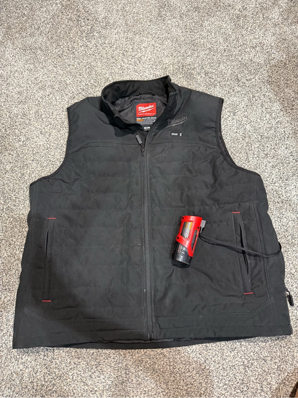 Milwaukee Men’s Black Heated Work Vest
